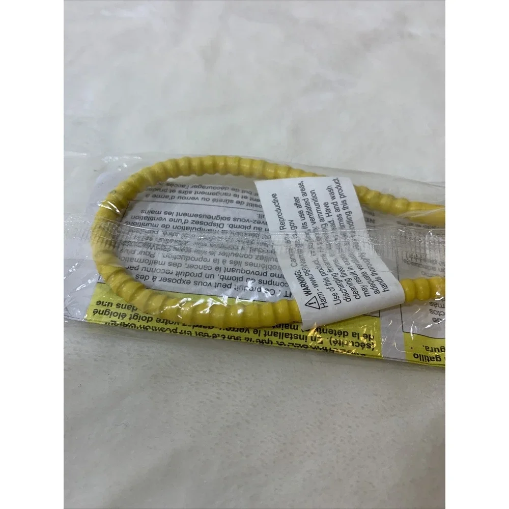 Mossberg Yellow‎ Cable Firearm Safety Lock R10SC3 w/ 2 Keys & Instructions NEW